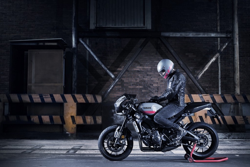 Yamaha XSR 900 Abarth 2017: stylový café racer - 13 - 1 Yamaha XSR 900 Abarth3
