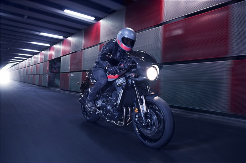 Yamaha XSR 900 Abarth 2017: stylový café racer - 3 - 1 Yamaha XSR 900 Abarth5