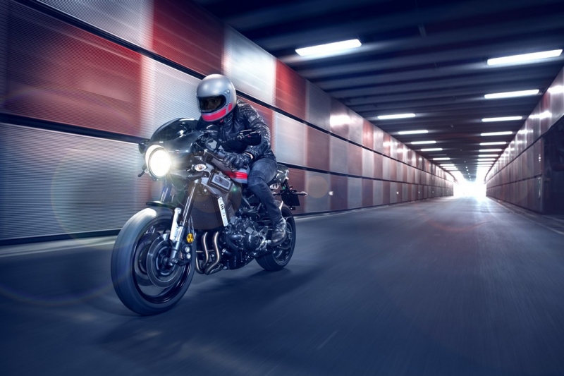Yamaha XSR 900 Abarth 2017: stylový café racer - 4 - 1 Yamaha XSR 900 Abarth7