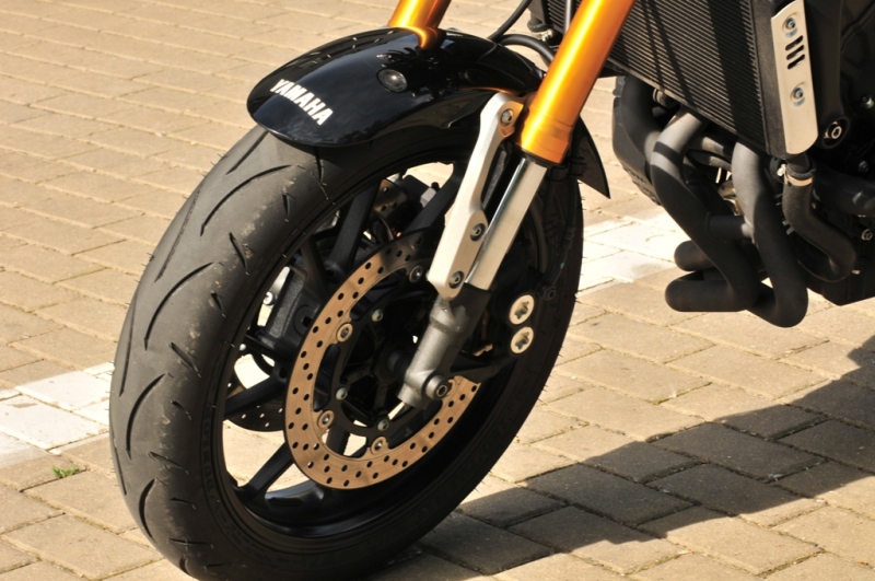 Test Yamaha XSR900: Hodně dobrá koupě! - 28 - 1 Yamaha XSR 900 test17