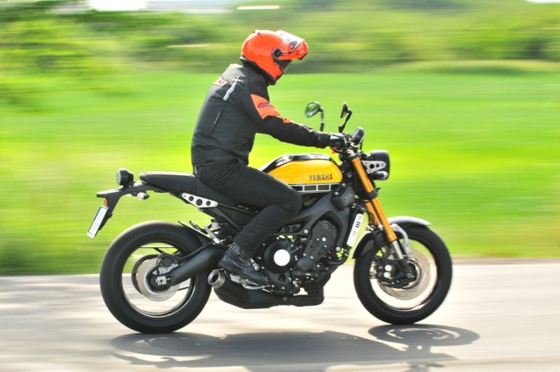 Test Yamaha XSR900: Hodně dobrá koupě! - 10 - 2 Yamaha XSR 900 test37