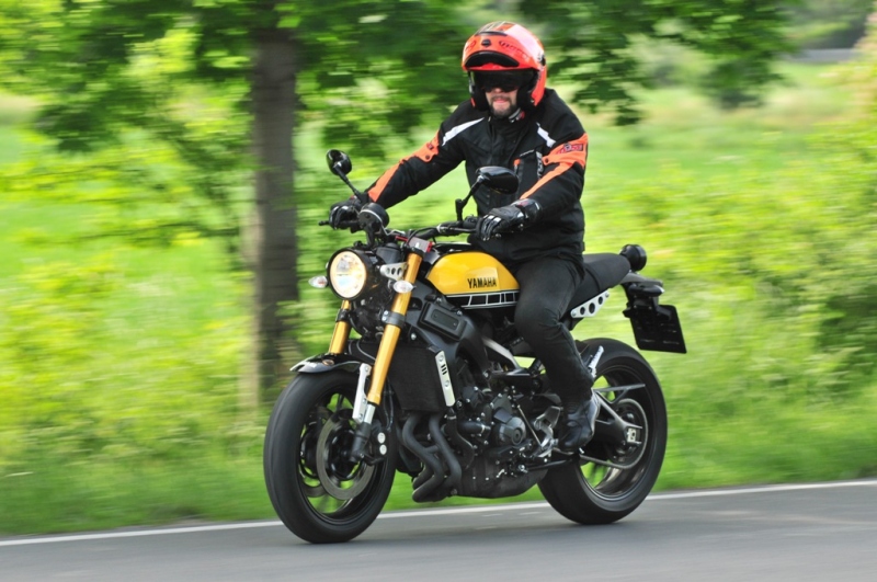 Test Yamaha XSR900: Hodně dobrá koupě! - 16 - 1 Yamaha XSR 900 test13
