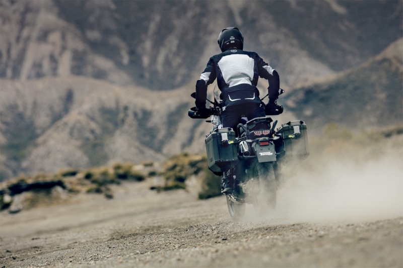 Yamaha XT 1200 ZE Super Ténéré Raid Edition 2018: na dlouhé cesty - 7 - 1 Yamaha XT 1200 ZE 2018 (2)