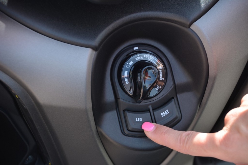 Test Yamaha X-MAX 300: komfortní cestování - 31 - 1 Yamaha X MAX 300 test (19)