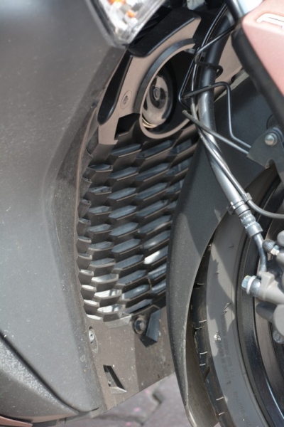 Test Yamaha X-MAX 300: komfortní cestování - 36 - 1 Yamaha X MAX 300 test (25)