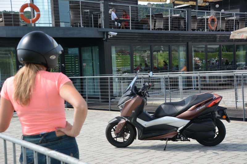 Test Yamaha X-MAX 300: komfortní cestování - 18 - 1 Yamaha X MAX 300 test (28)