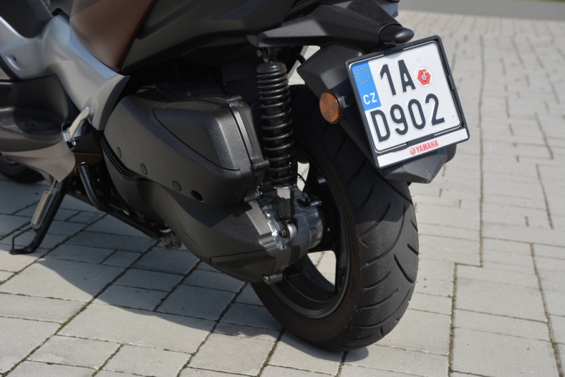 Test Yamaha X-MAX 300: komfortní cestování - 14 - 1 Yamaha X MAX 300 test (40)