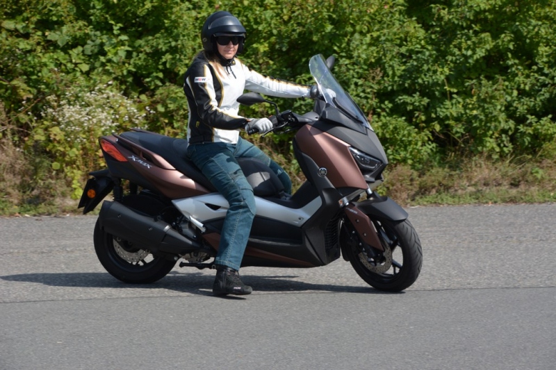 Test Yamaha X-MAX 300: komfortní cestování - 22 - 1 Yamaha X MAX 300 test (48)
