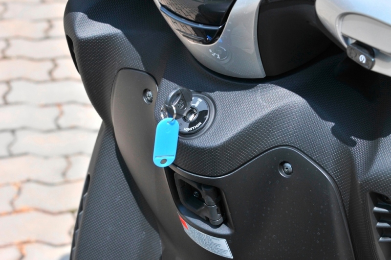 Test Yamaha Xenter 125 MotoGP - 6 - Yamaha Xenter 125 MotoGP Yamaha Xenter 125 MotoGp08