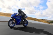 1 Yamaha YZF R7 2026 (10)