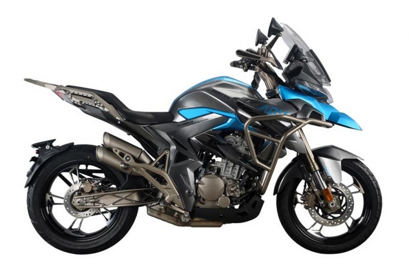 Zontes 310 T: lehké cestovní enduro - 4 - 1 Zontes 310 T (10)