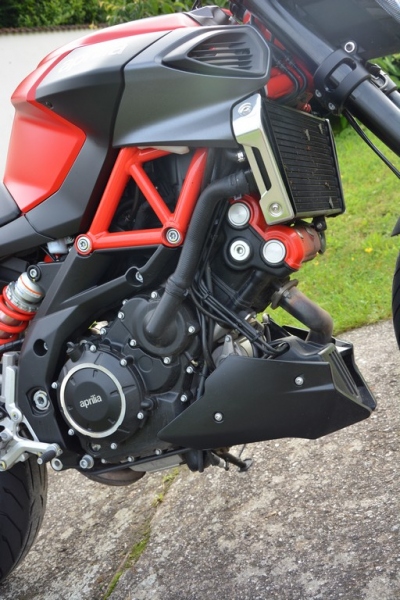 Test Aprilia Shiver 900: dvouválcová radost - 9 - 1 2020 Aprilia Shiver 900 test (11)