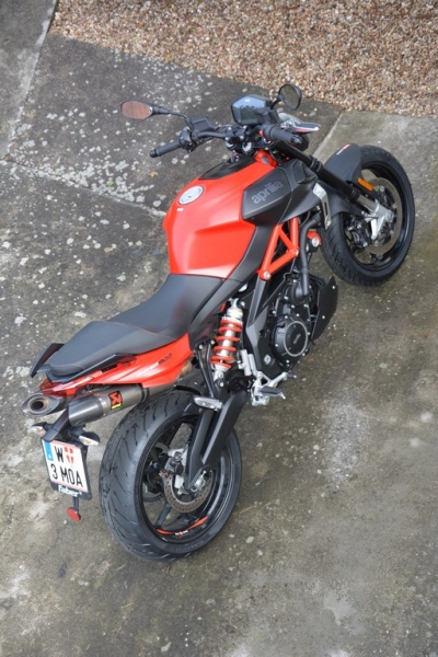Test Aprilia Shiver 900: dvouválcová radost - 24 - 1 2020 Aprilia Shiver 900 test (32)