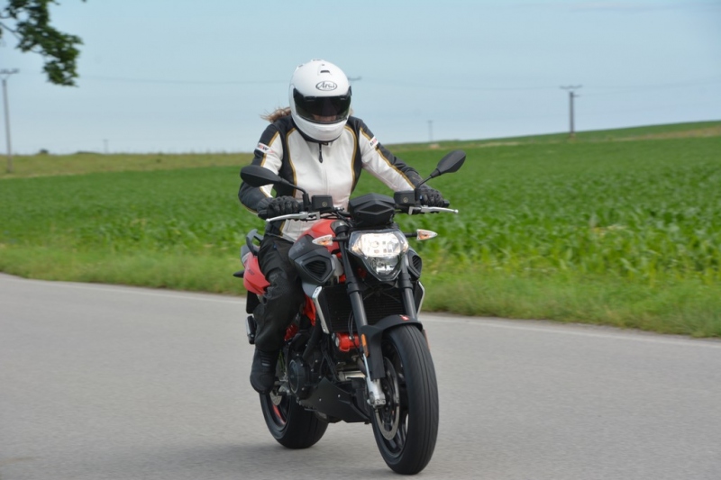 Test Aprilia Shiver 900: dvouválcová radost - 12 - 1 2020 Aprilia Shiver 900 test (39)