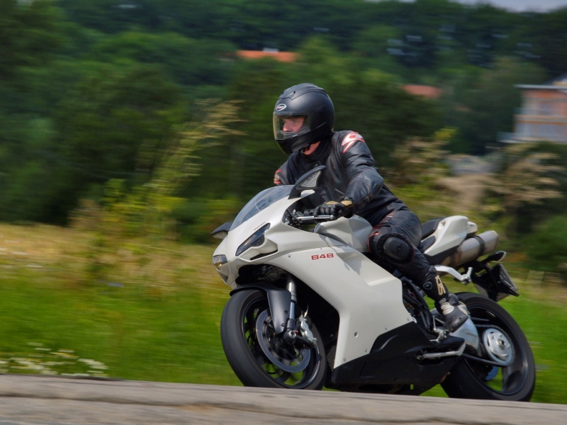 Ducati 848: bílá kráska - 7 - _8059820