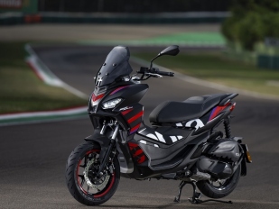 Aprilia SR GT Replica: inspirována závodními stroji MotoGP