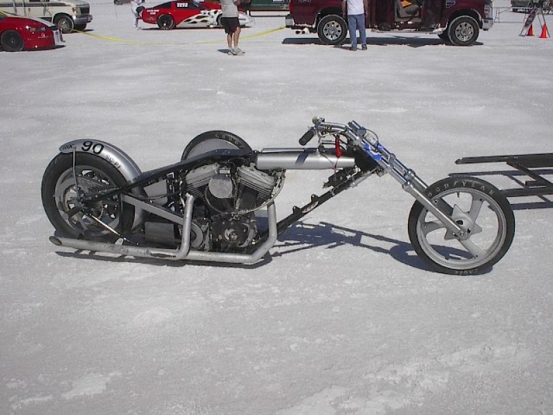 Bonneville Speed Week 2010: začal festival rychlosti  - 8 - bonneville