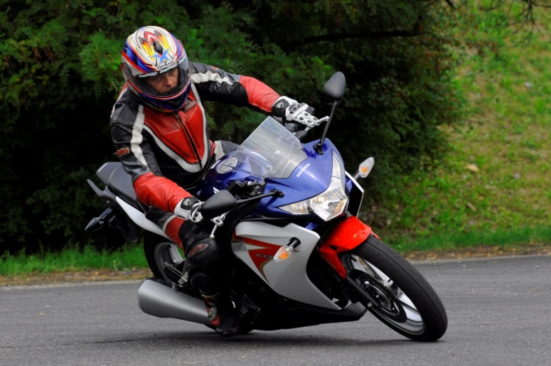 Test Honda CBR 250R: čtvrtlitrový supersport - 4 - CBR20506