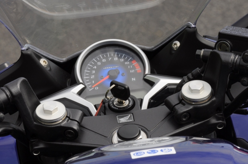 Test Honda CBR 250R: čtvrtlitrový supersport - 12 - CBR20514