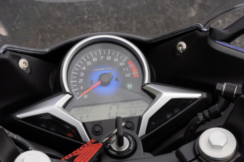 Test Honda CBR 250R: čtvrtlitrový supersport - 13 - CBR20515