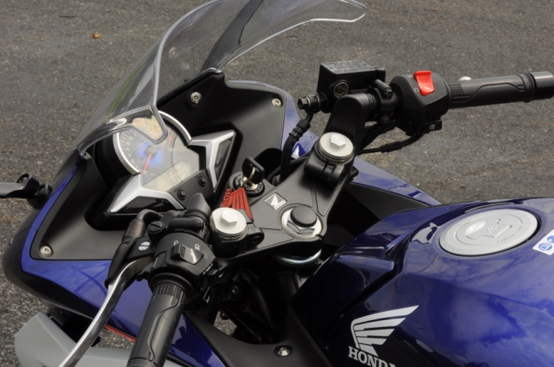 Test Honda CBR 250R: čtvrtlitrový supersport - 14 - CBR20516