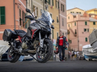 Ducati Multistrada V4 S Grand Tour: all inclusive na cesty