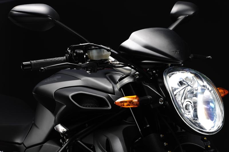 MV Agusta Brutale 920  - 9 - brutale 920