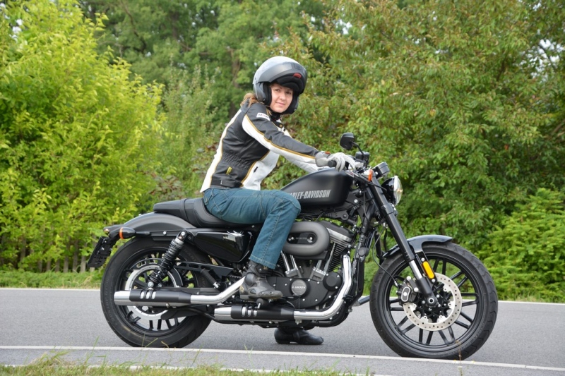 Test Harley-Davidson 1200 Roadster 2016: poctivý Sportster - 29 - 2 Harley Davidson 1200 Roadster test34