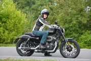 2 Harley Davidson 1200 Roadster test33