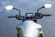 2 Honda CB750 Hornet E-Clutch test (21)