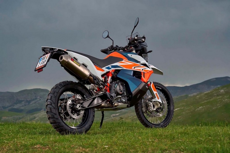 KTM 790 Adventure R Rally: ještě víc off-road - 2 - 1 KTM 790 Adventure R Rally (9)