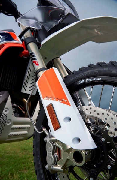 KTM 790 Adventure R Rally: ještě víc off-road - 8 - 1 KTM 790 Adventure R Rally (5)