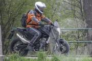 1 KTM 800 Duke spy3
