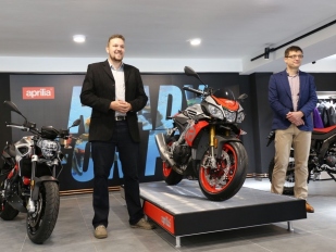 Motoplex aneb Aprilia, Moto Guzzi, Piaggio a Vespa v jednom