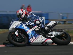 NW200: Alastair Seeley (BMW) nebyl k zastavení, 17. Červený, 20. Bičiště