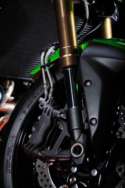 Kawasaki Z750R 2011 - 9 - k750R