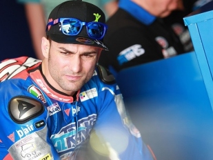 Nezaměstnaný Mattia Pasini trénuje na GP Katar