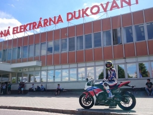 Karel Abraham projel jadernou elektrárnou