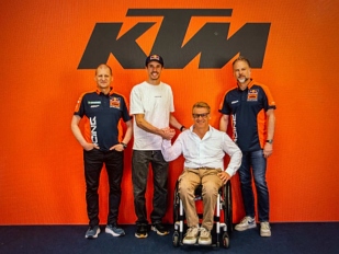 Hlavní obrázek k článku: Alex Márquez potvrzen u KTM pro rok 2027