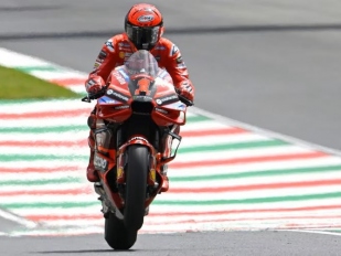Hlavní obrázek k článku: Nejrychlejší byly dvě Ducati před Rinsem