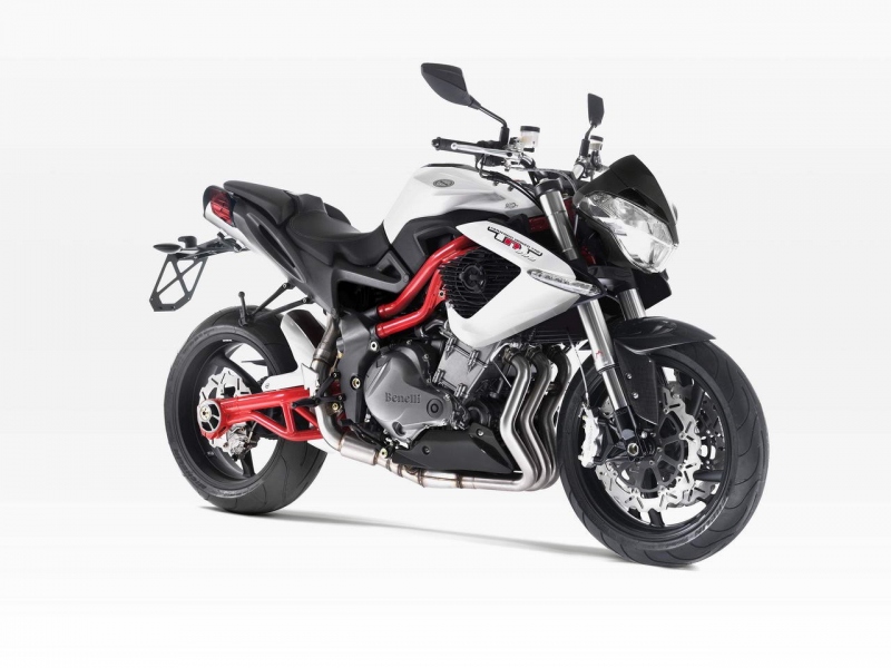 Benelli 2012: spousta novinek - 3 - benelli