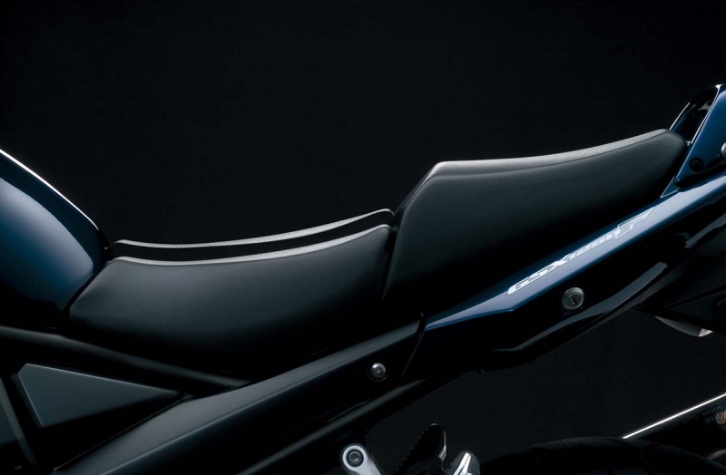 Suzuki GSX1250FA: Bandit s cestovními geny - 5 - big_suzuki_gsx1250f_2010_21