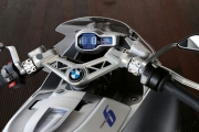 bmw_motorrad_koncept6_2009_08