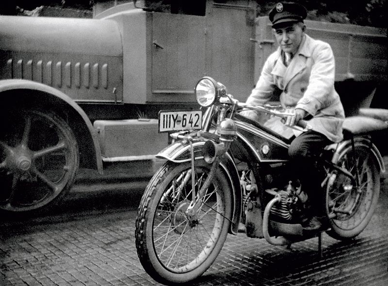 BMW R32 (1923): první opravdová legenda - 4 - bmw_r32_(1923)_2010_03