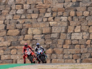 Superbike míří nezvykle brzy do Aragónu