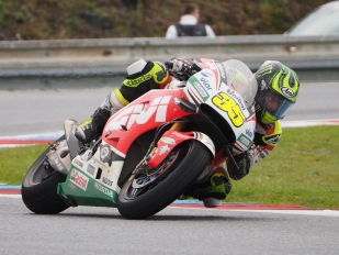 Nečekaný šok v Brně: Vítězem se stal Cal Crutchlow