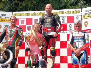 IRRC-Superbike v Hořicích kořistí Marka Červeného
