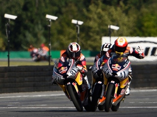 Red Bull Rookies Cup Brno: Vyhrál M. Garcia, Salač out