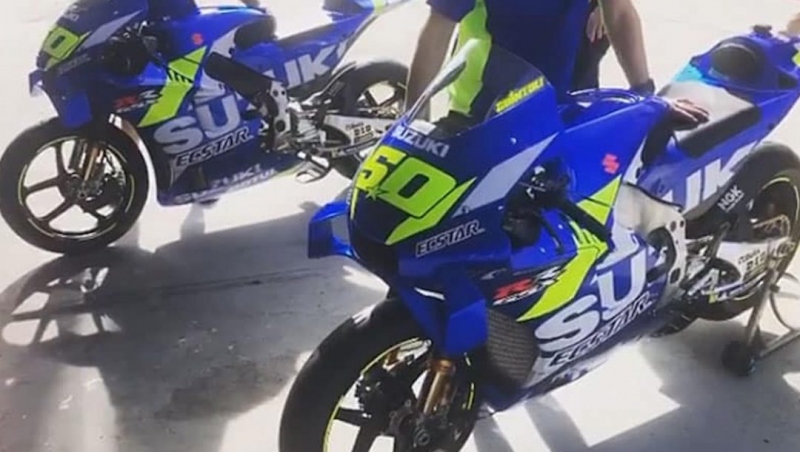 Začaly testy MotoGP v Sepangu - 1 - aprilia test sepang