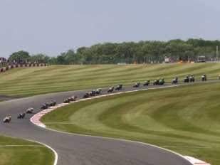 Hodně ochuzený Donington - pouze Superbike